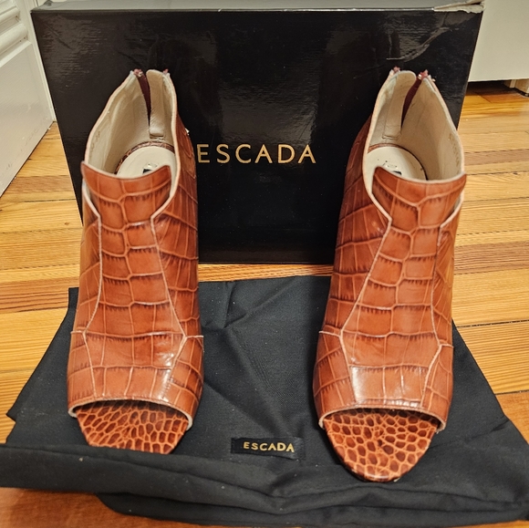 Escada Open Toe Bootie Size 38 - Picture 1 of 8